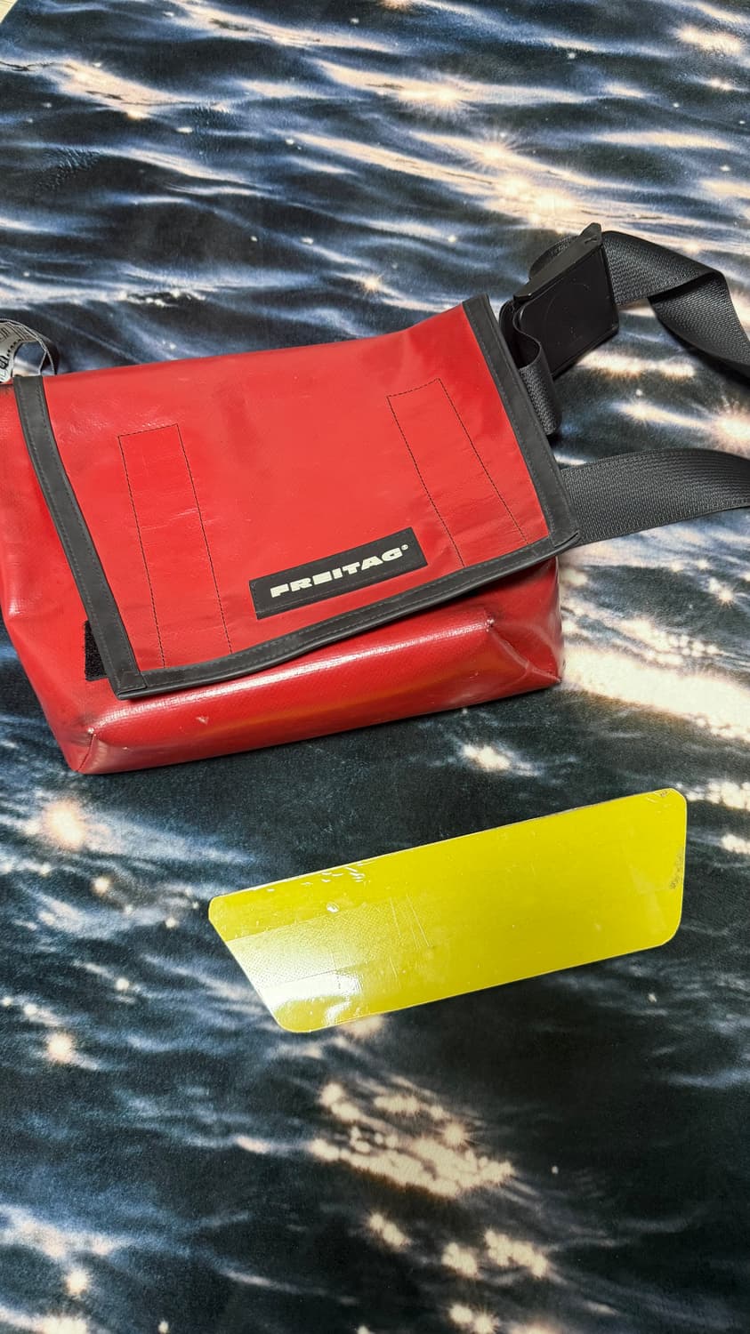 프라이탁 라씨 레드 상품이미지2