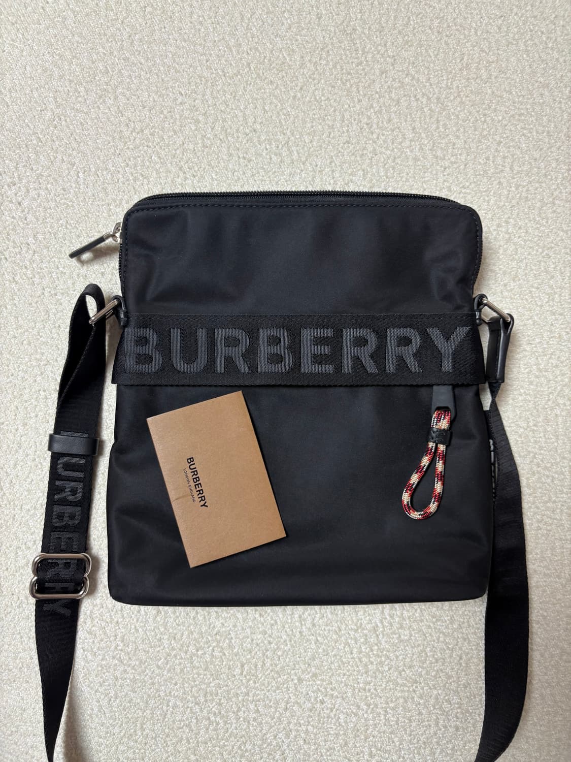 버버리 burberry 크로스 백 블랙 상품이미지4