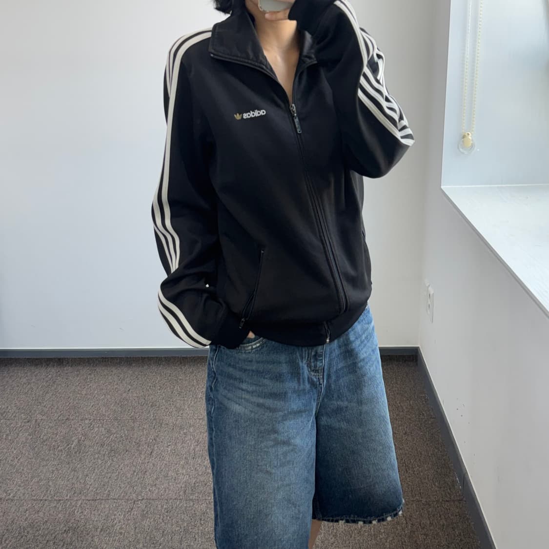 Adidas 아디다스 스펠아웃 로고 블랙 져지 상품이미지2