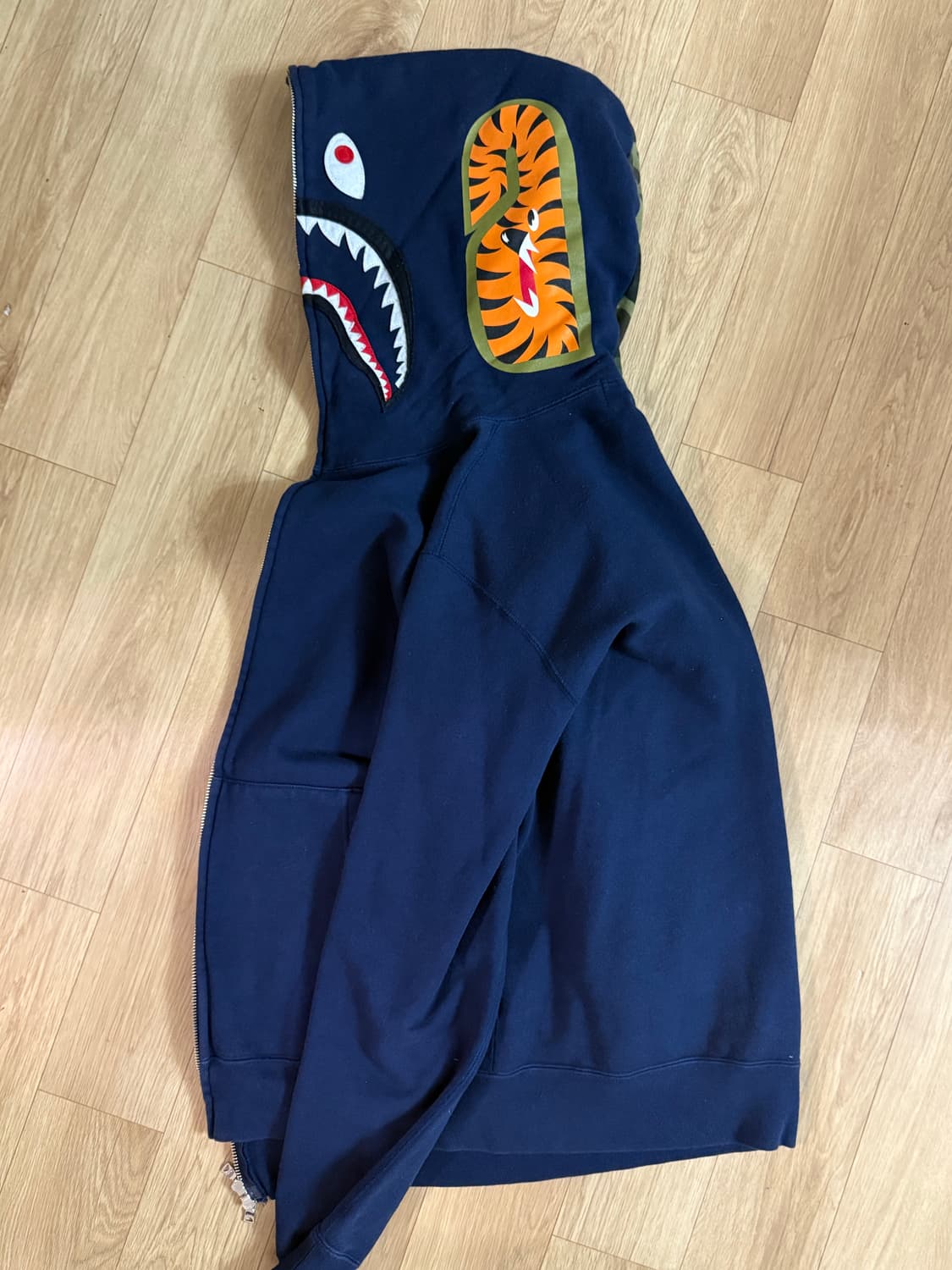 정품 베이프 후드집업 XL 상품이미지2