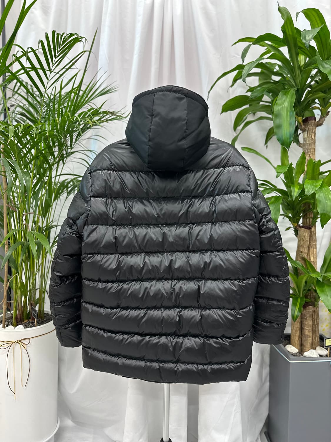 [정품]프라다 리나일론 리버시블 패딩 XL 상품이미지4