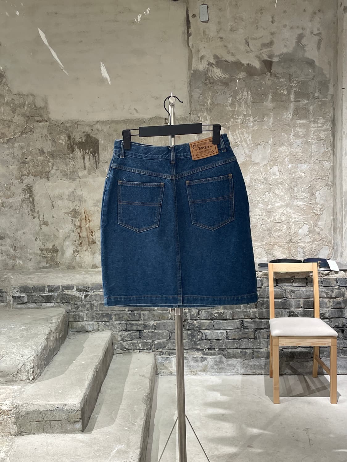 폴로 랄프로렌 중청 데님 미디스커트 상품이미지6