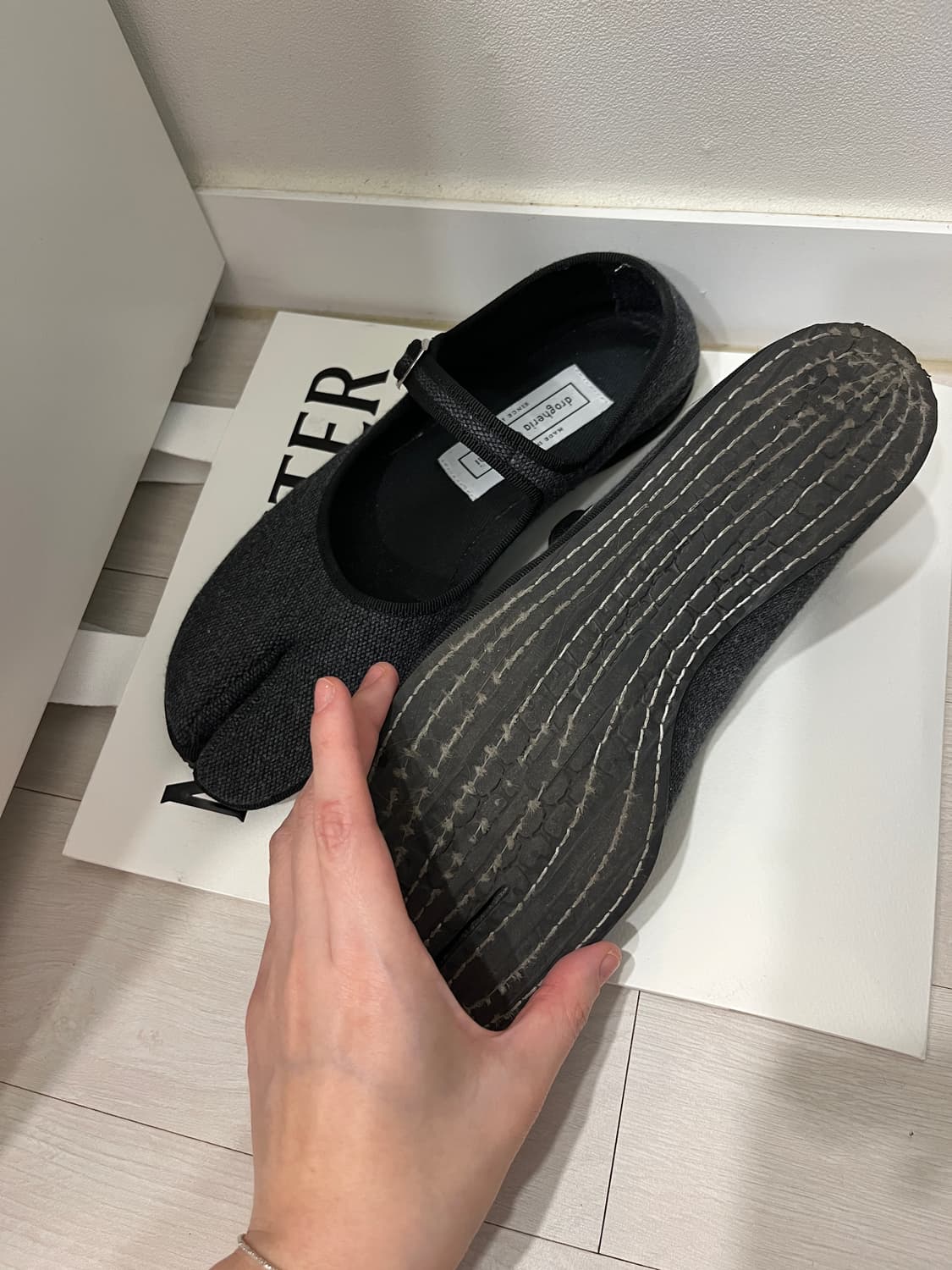 드로게리아 크리베리니 타비 메리제인 (240사이즈) 상품이미지2