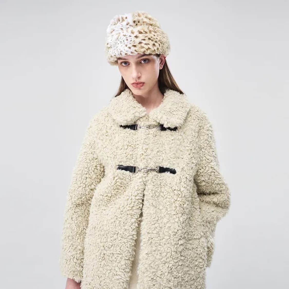 에트몽 부클 퍼 하프 코트 베이지 상품이미지1