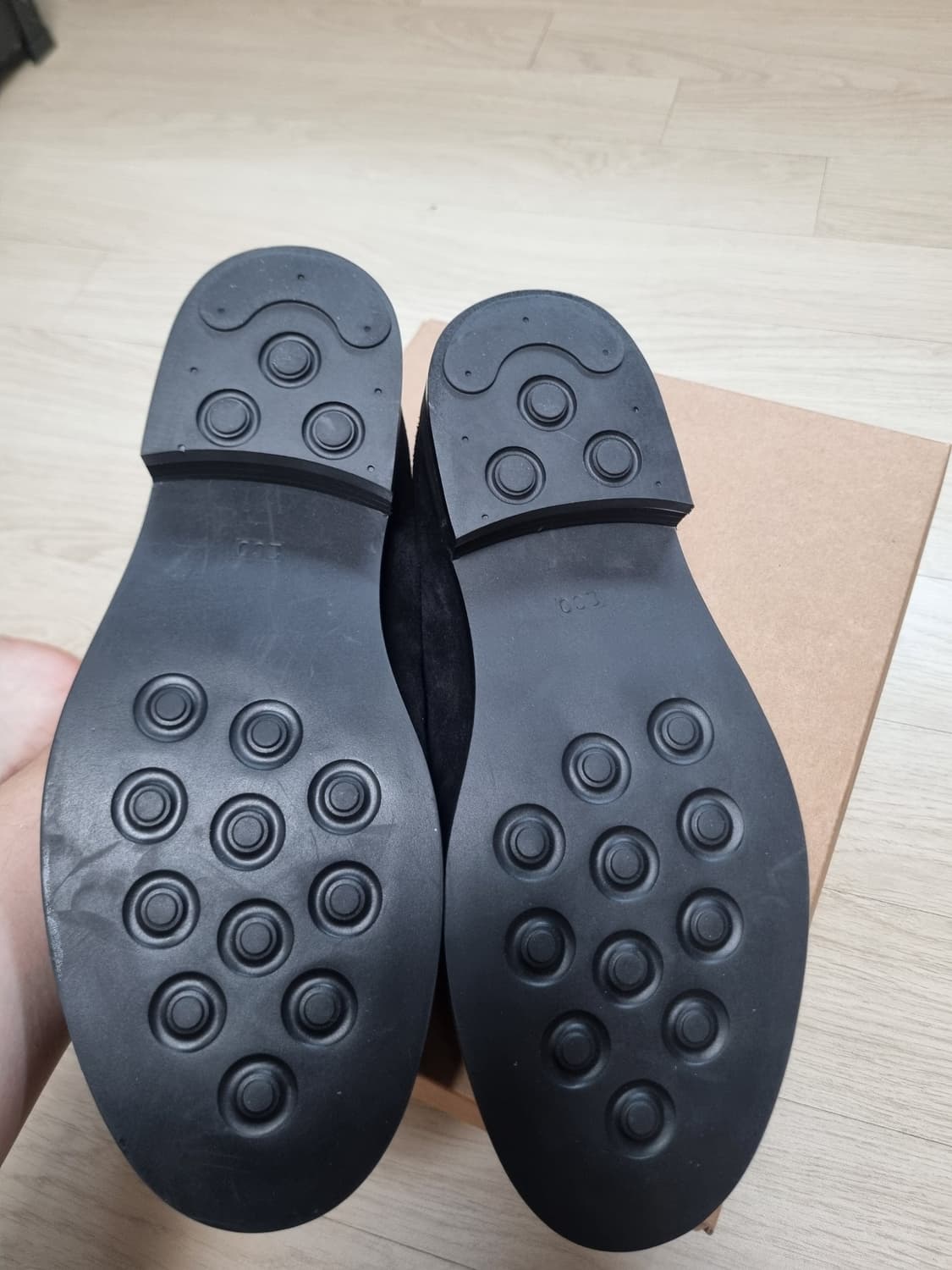 커스텀에이드 4cm 페니로퍼 피어슨 블랙 스웨이드 260 상품이미지2