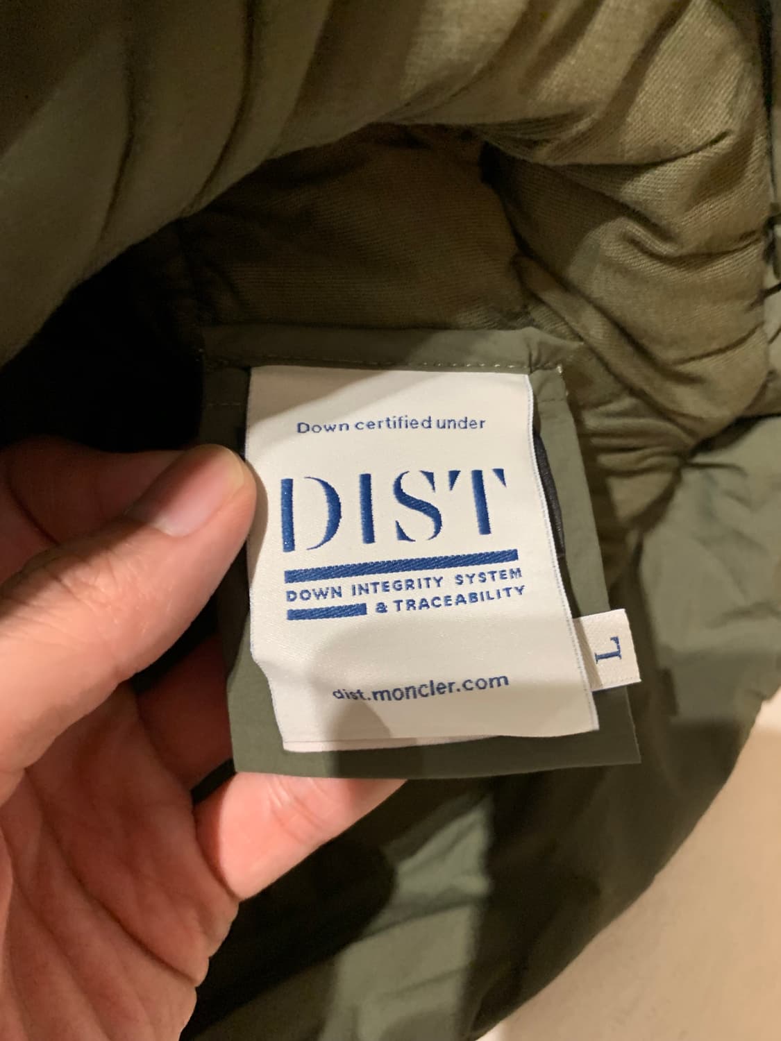 몽클레어 x 퍼렐 다운 버킷 햇 상품이미지4