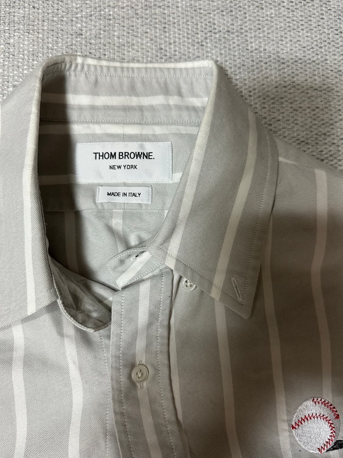 [정품] 톰브라운 베이스볼 자수 스트라이프 옥스퍼드 셔츠 (1사이즈) 상품이미지6