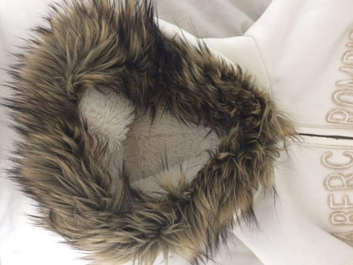 아베크롬비 y2k 슬림핏 퍼 털 퍼후드집업 울프죠 후집 상품이미지3