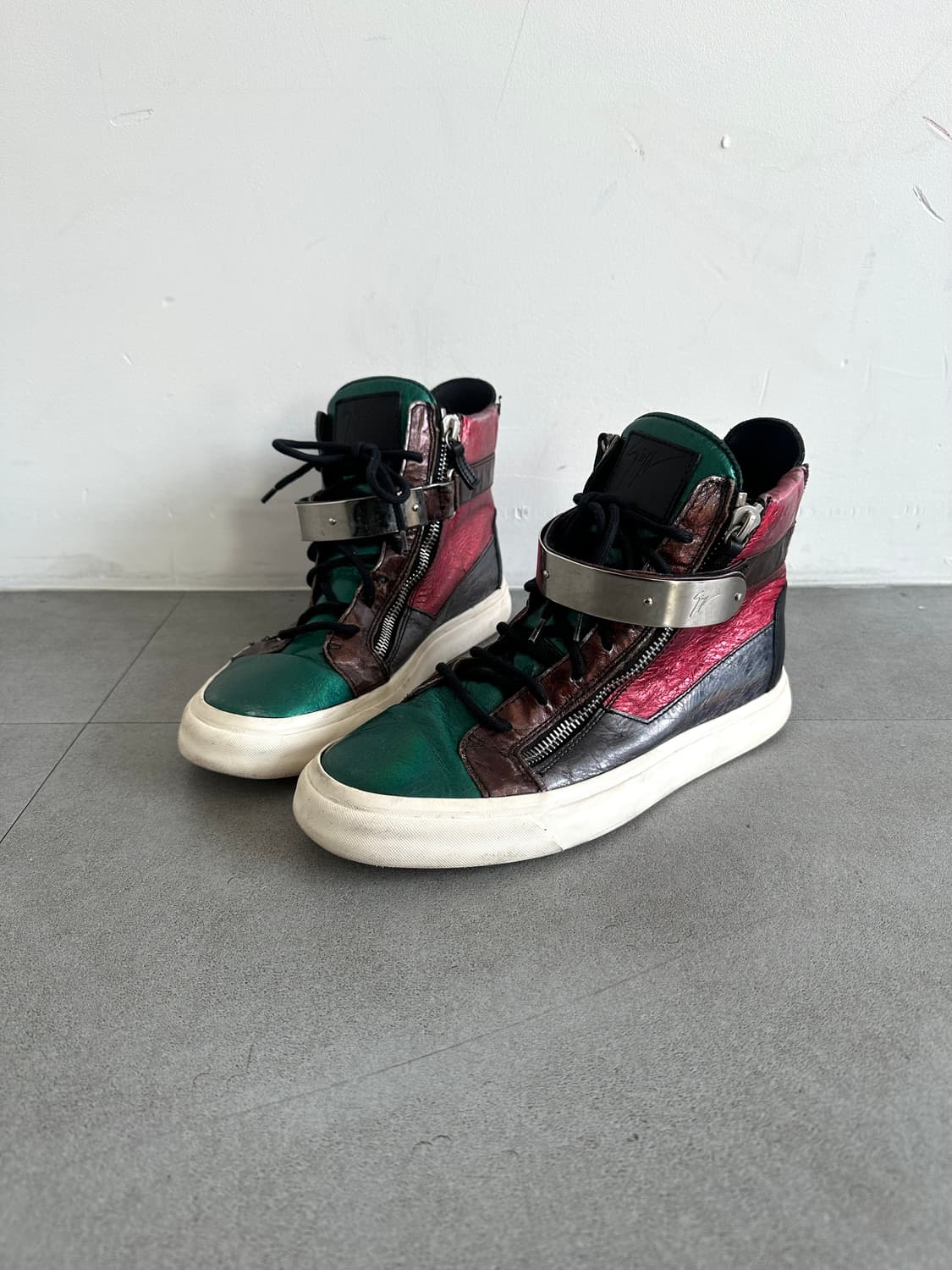 쥬세페자노티 멀티컬러 메탈 버클 하이탑 상품이미지1