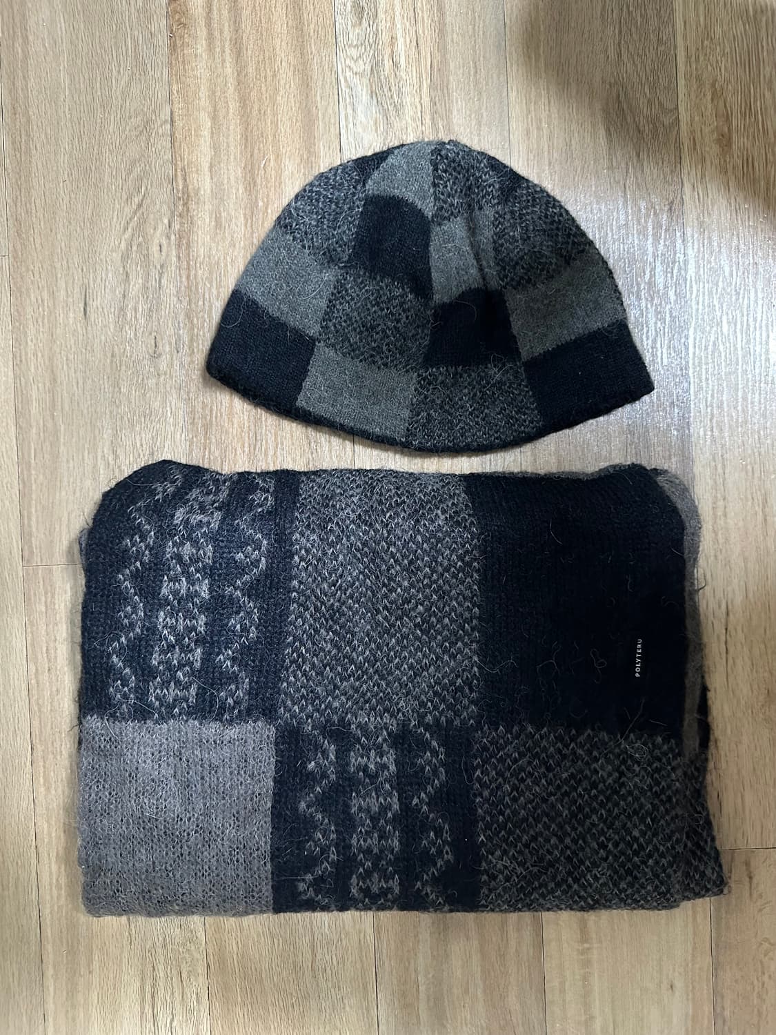 폴리테루 체커보드 머플러 +비니 상품이미지1