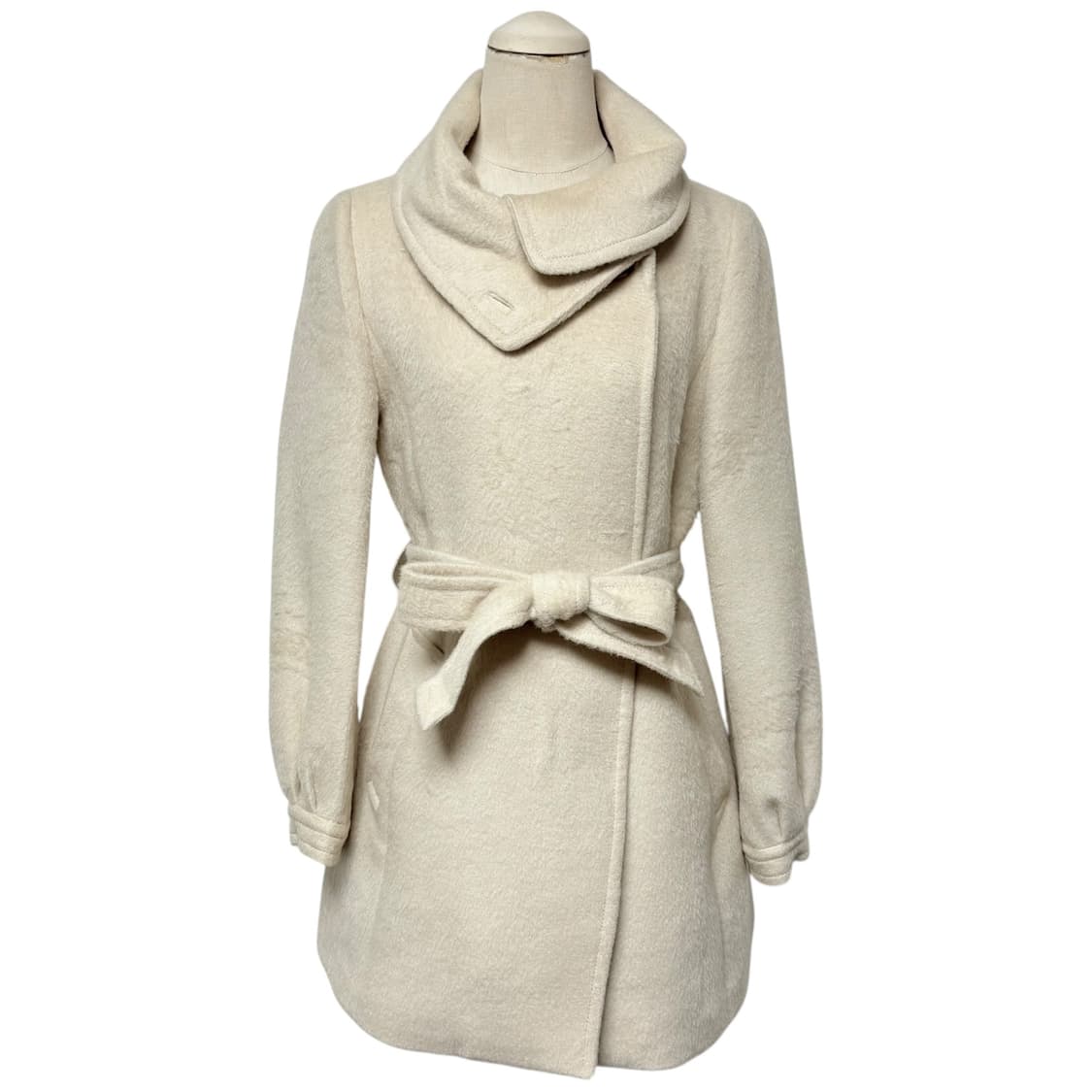 3679 지오다노 아이보리 알파카 코트 상품이미지1