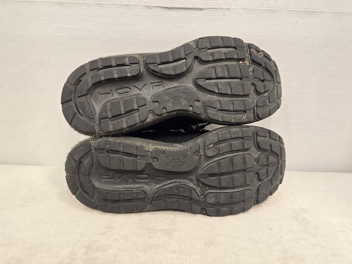 언더아머 HOVR 검정 운동화 270mm 상품이미지8