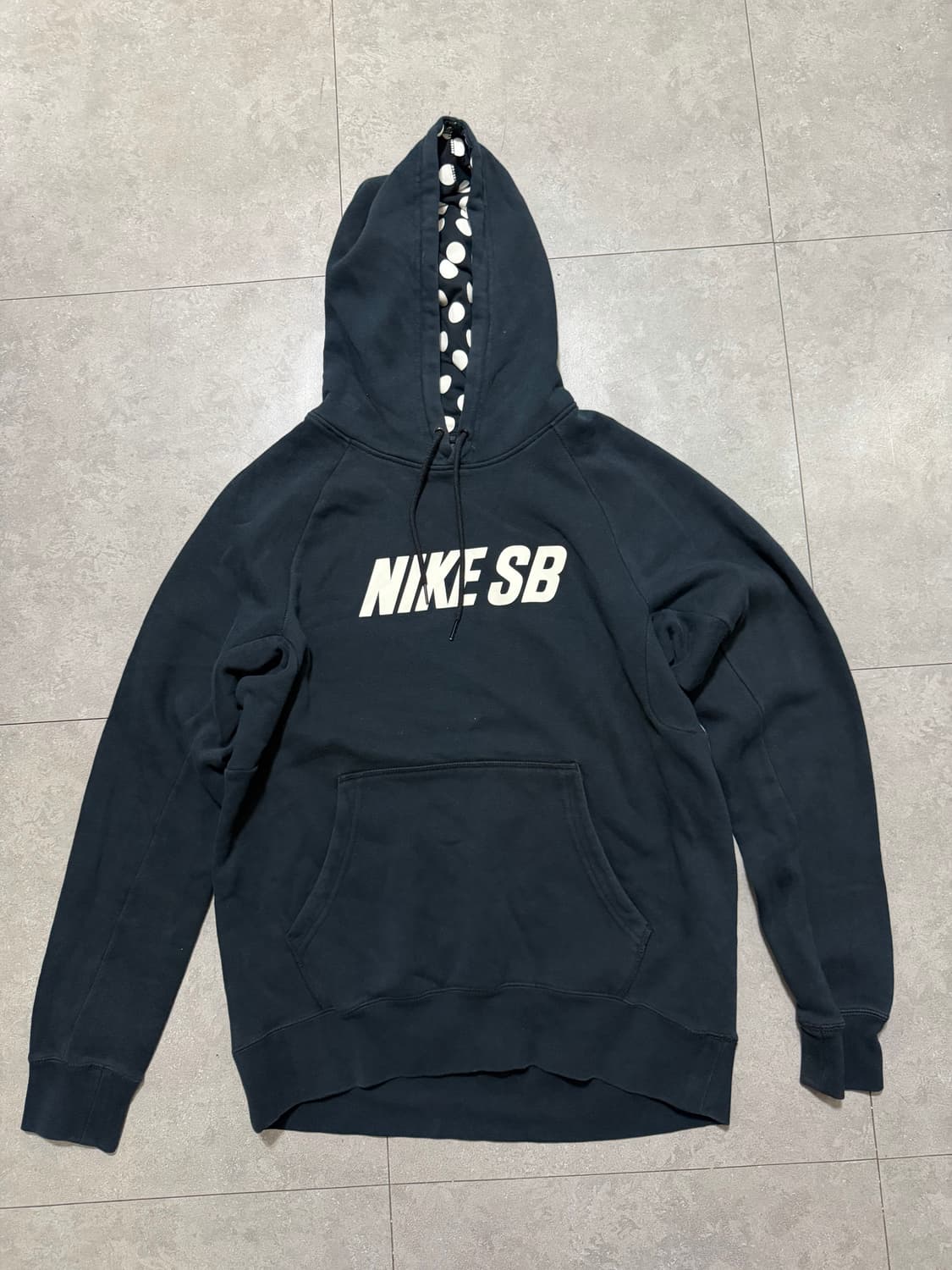 나이키 SB 블랙컬러 로고스펠아웃 빈티지 스웻후드셔츠 95size  상품이미지1