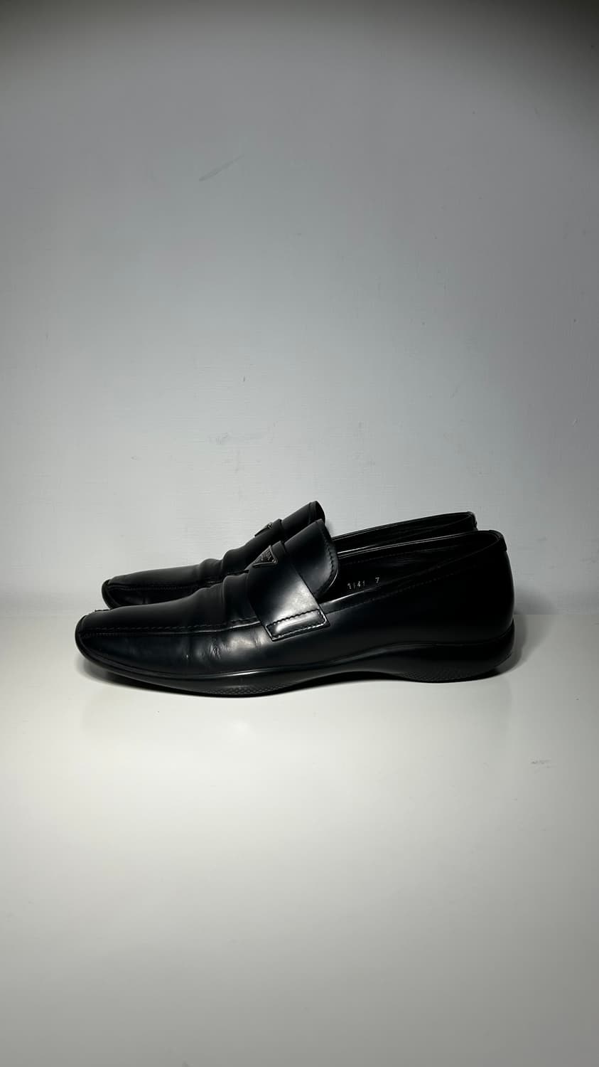 프라다 로고 로퍼 상품이미지4