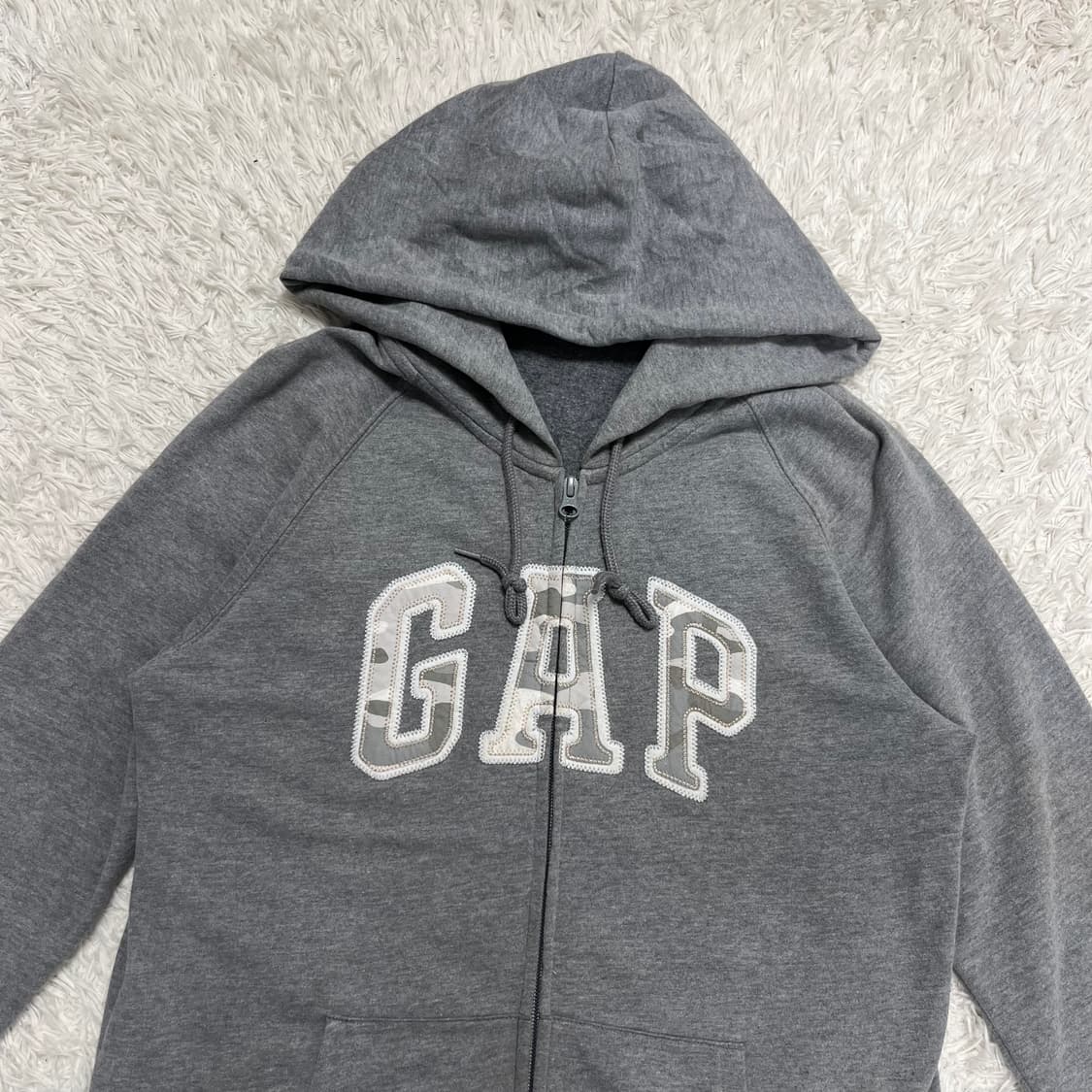 Gap grey zip-up hoodie 상품이미지5