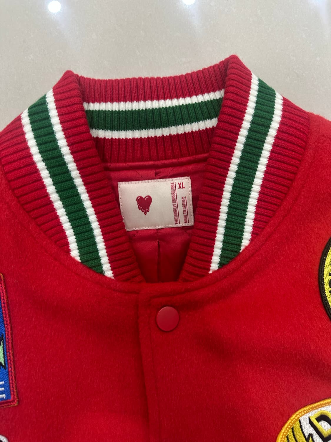 이모셔널리 언어베일러블 바시티 자켓 XL 상품이미지3