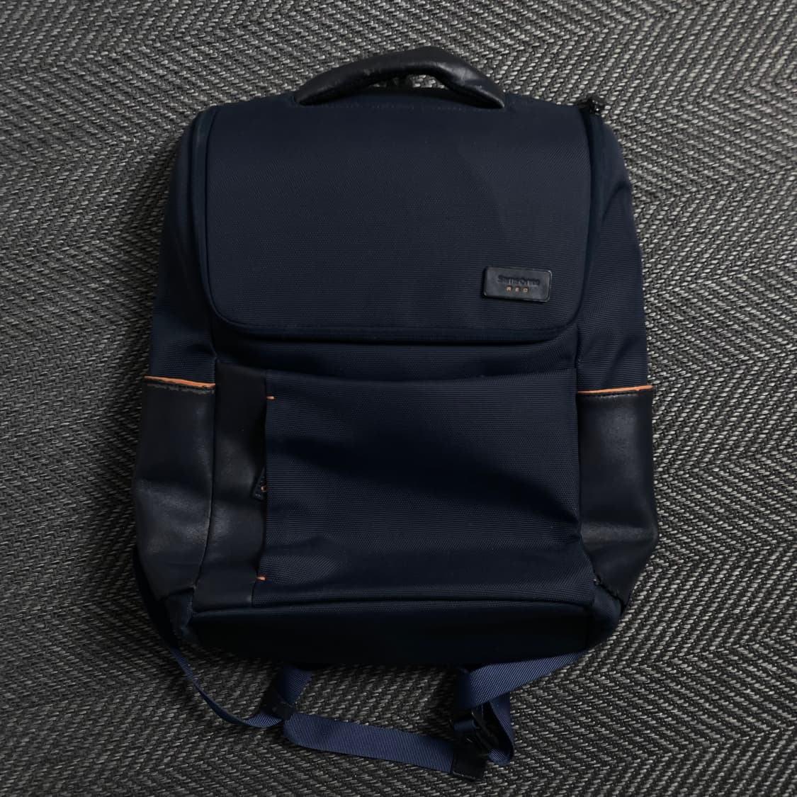샘소나이트 미니멀 네이비 백팩 o 4490 상품이미지1