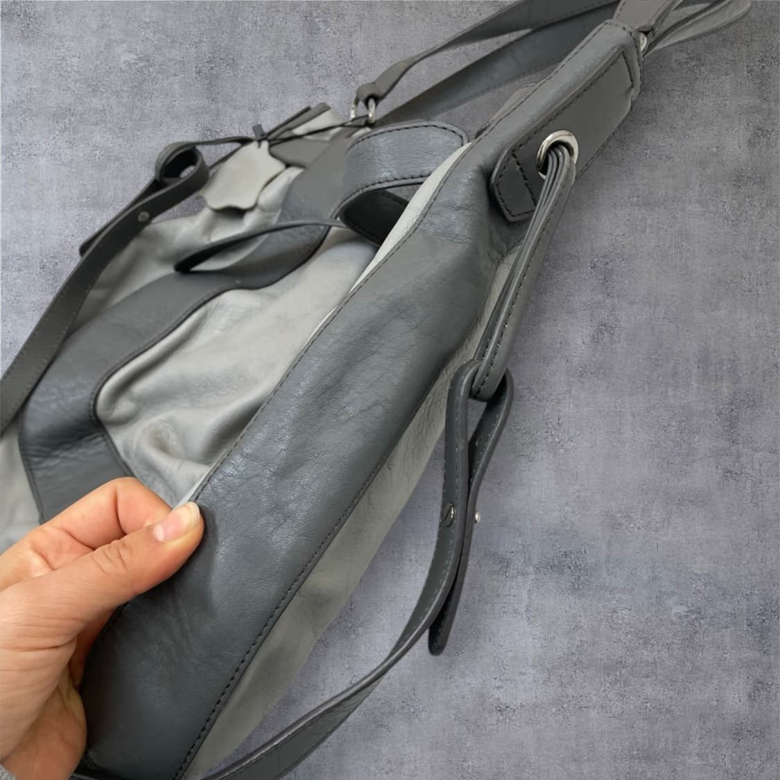 쿠바 KOOBA 그레이 킵스킨 투웨이백 크로스 숄더백 상품이미지4