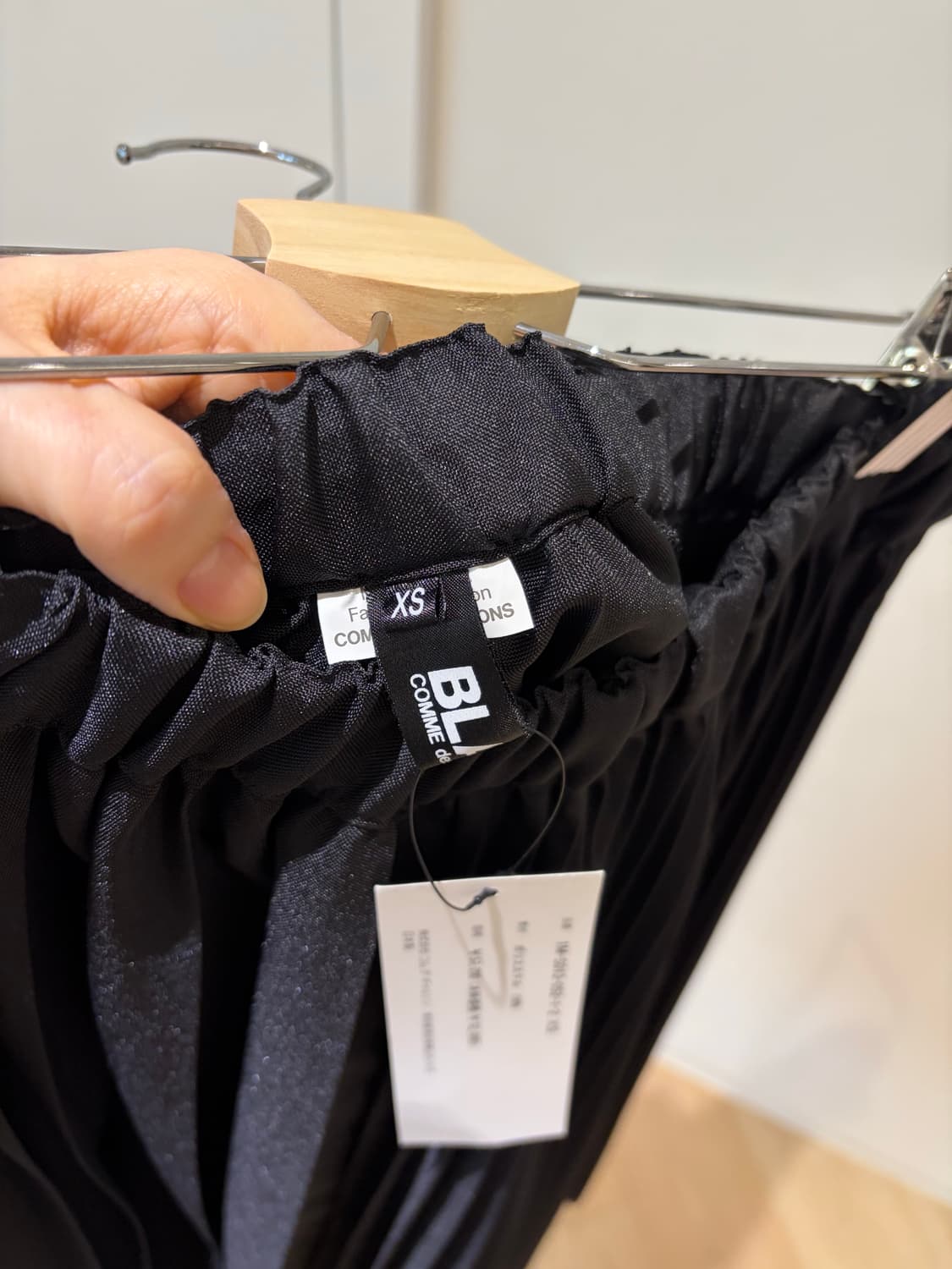 꼼데가르송 블랙 플리츠 스커트 XS 상품이미지3