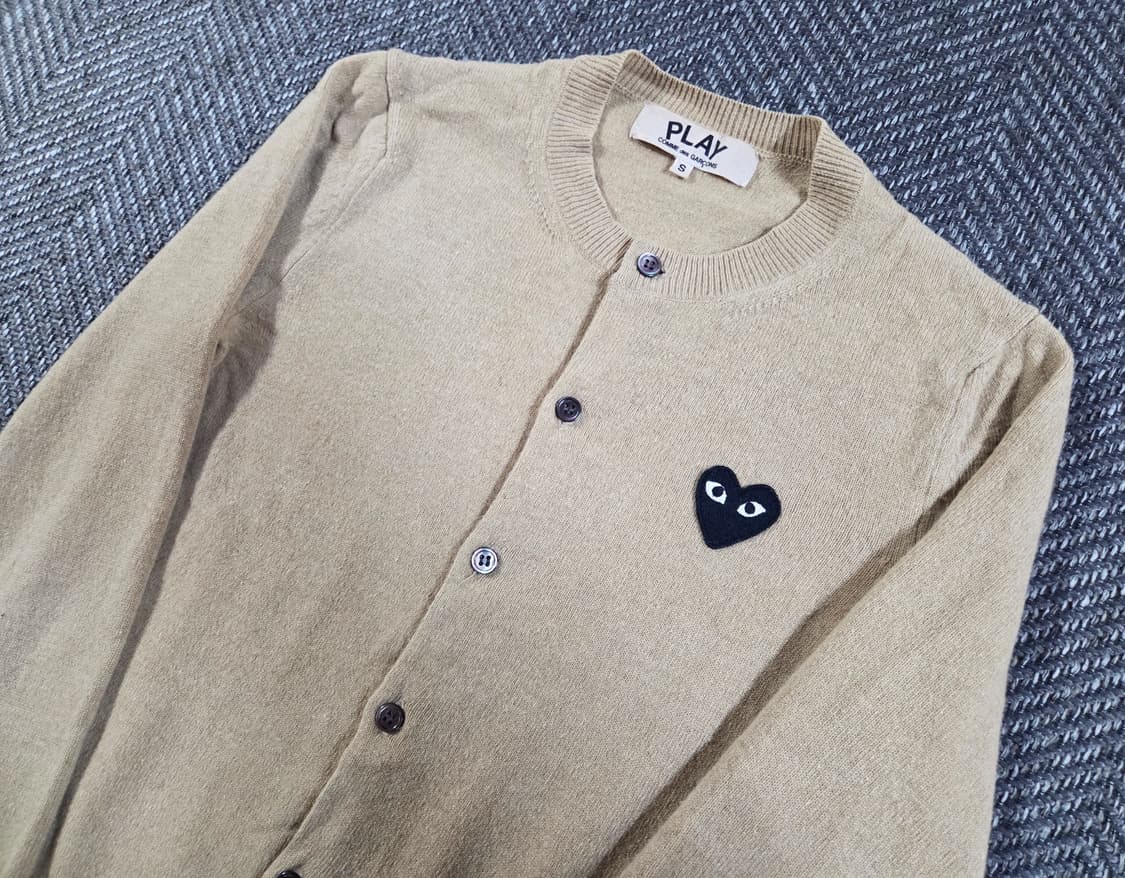 꼼데가르송 라운드넥 베이지 가디건 상품이미지3