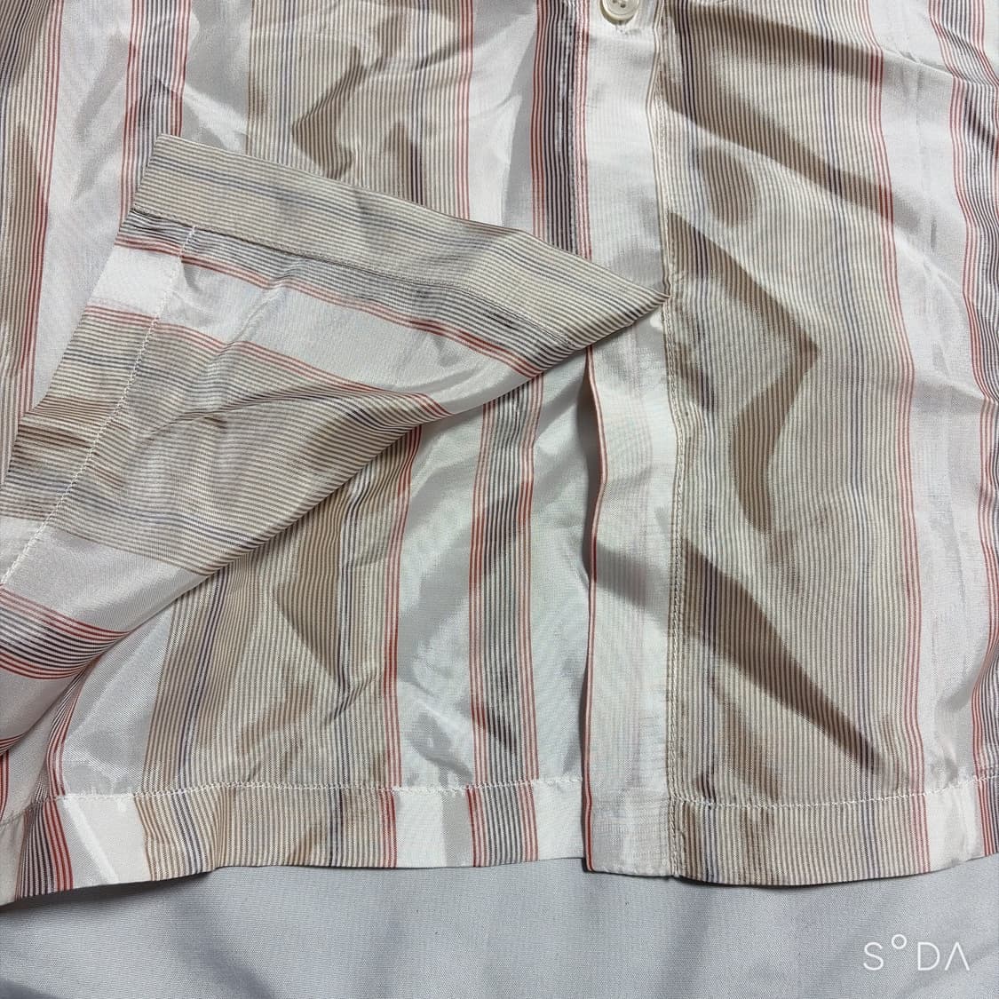 아크네 스튜디오 스트라이프 나일론 반팔 셔츠 상품이미지6