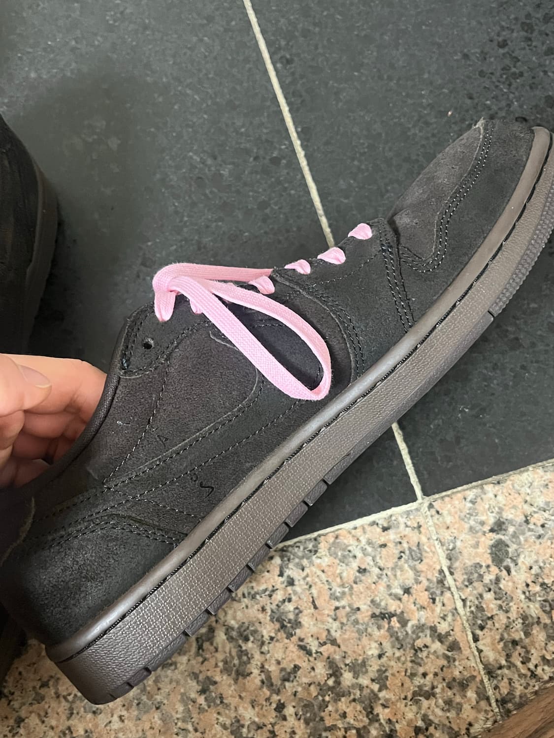 나이키 스캇로우 벨벳 다크모카 280 상품이미지3