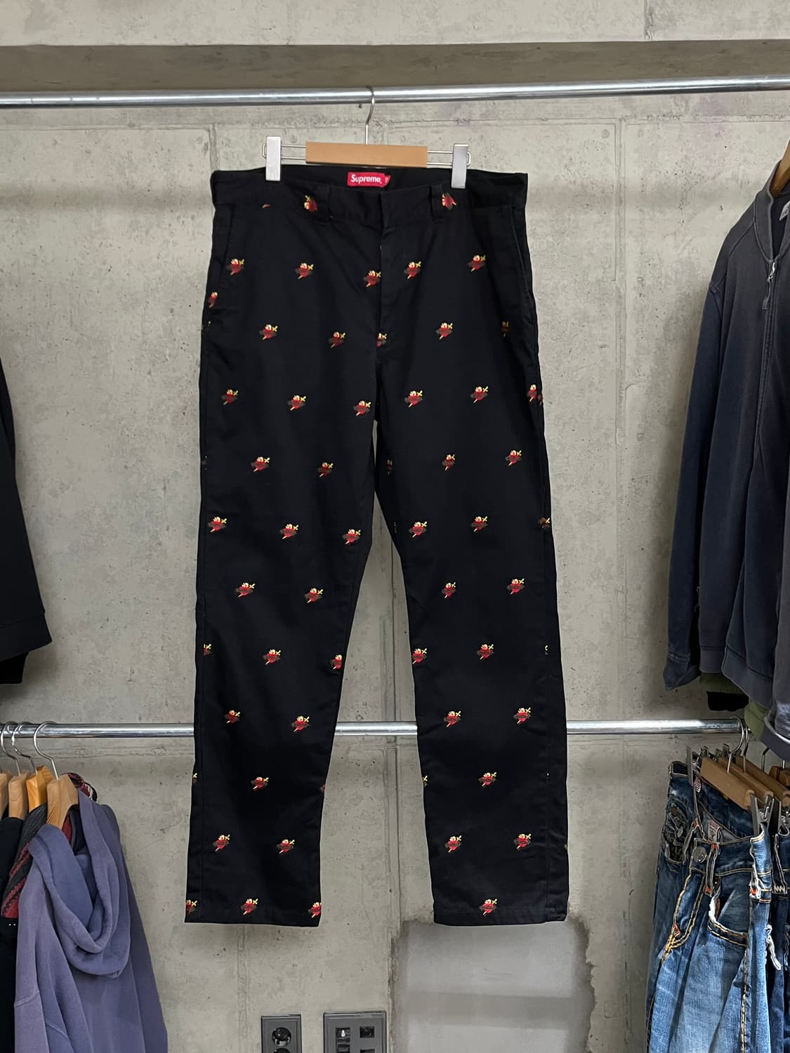 Supreme 17FW Sacred Hearts Work Pants 상품이미지2