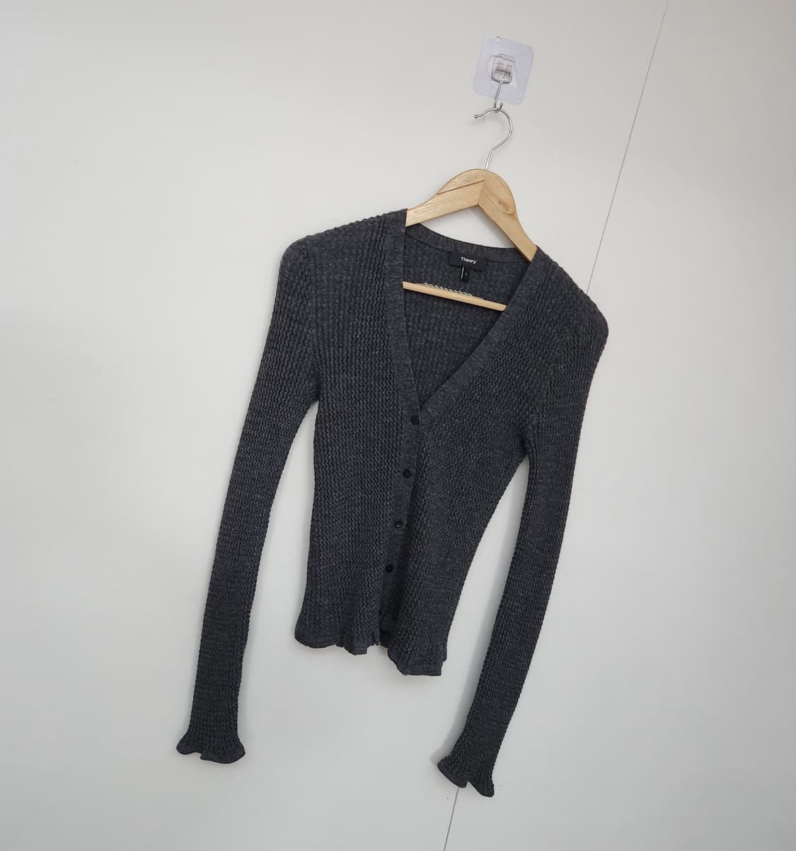 띠어리 90 55 니트가디건 브이넥가디건 상품이미지4