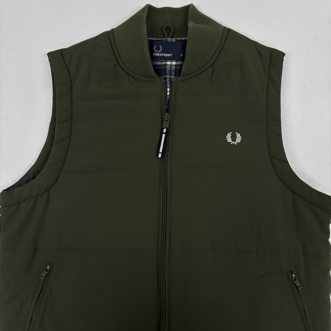 프레드 페리 패딩 조끼 상품이미지5