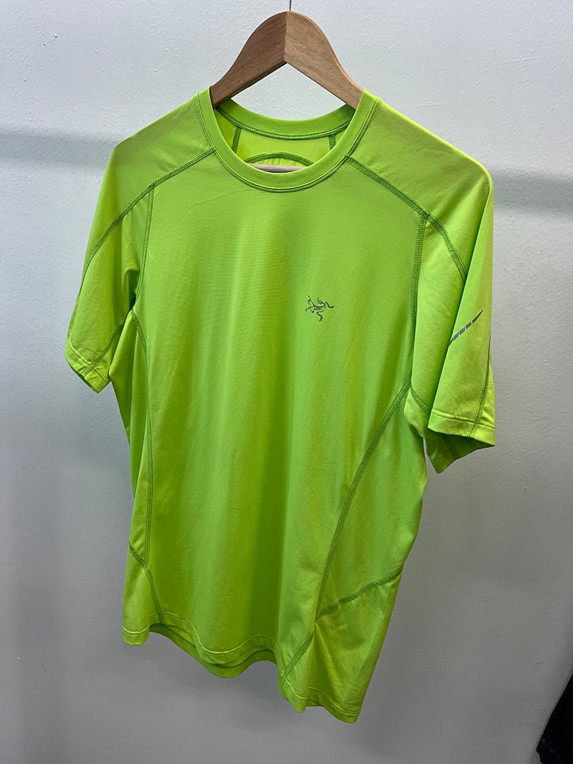 95) 아크테릭스 형광 기능성티  상품이미지1