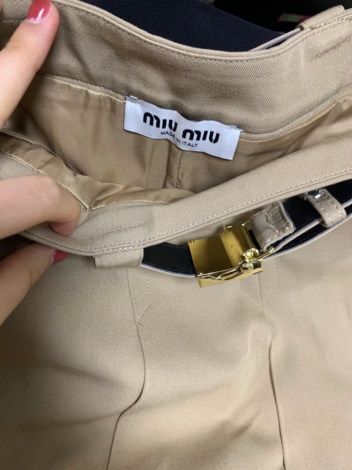 미우미우 베이지 스커트 상품이미지2