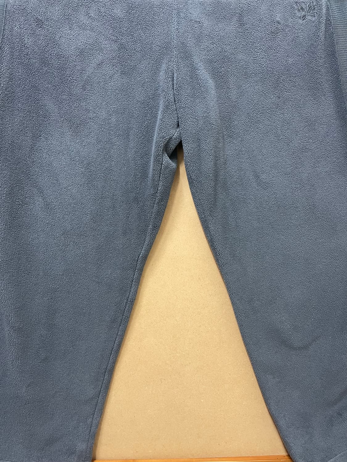 유니클로 니들스 콜라보 팬츠 차콜 상품이미지1