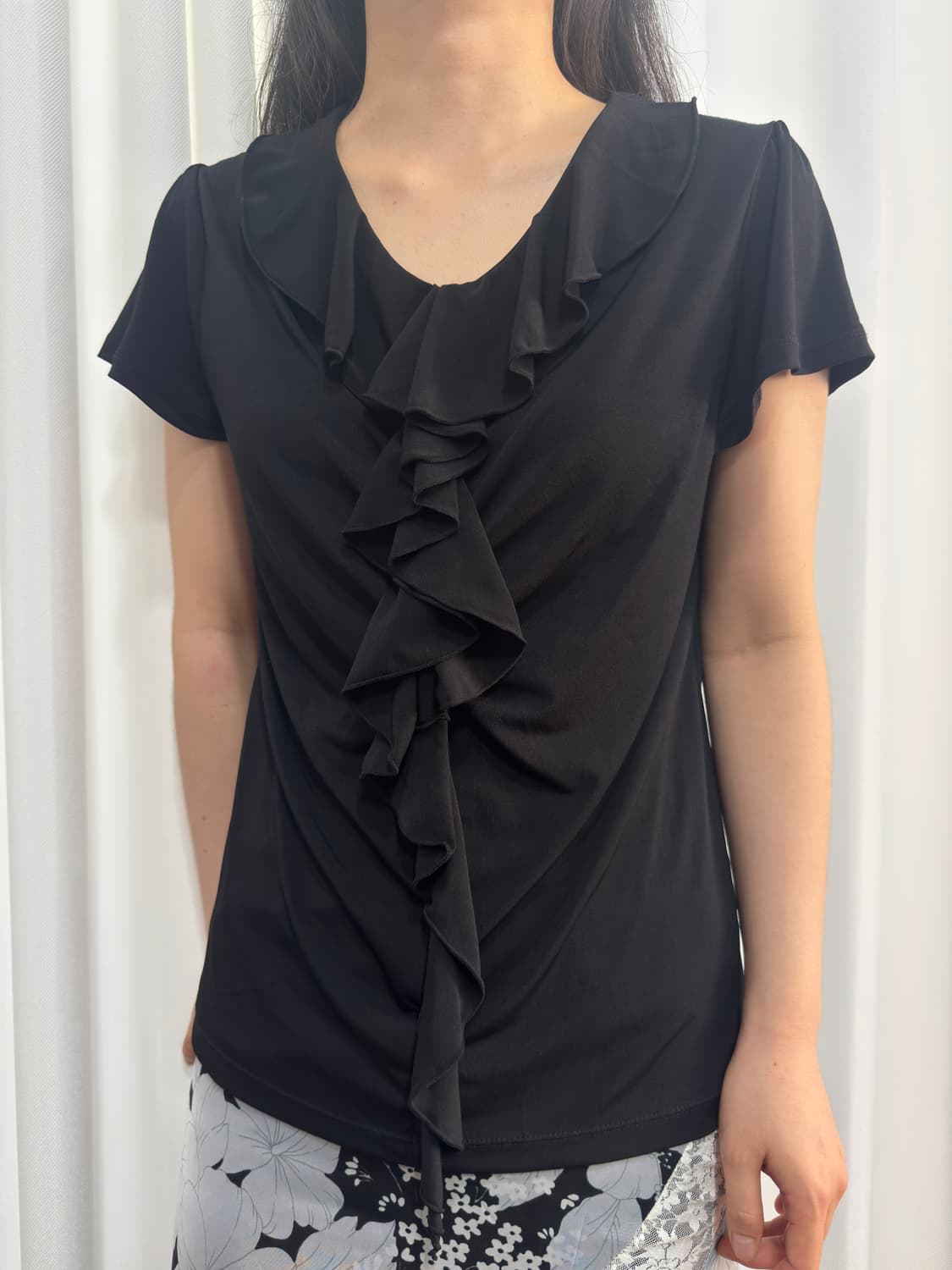 theoria frill top 상품이미지2
