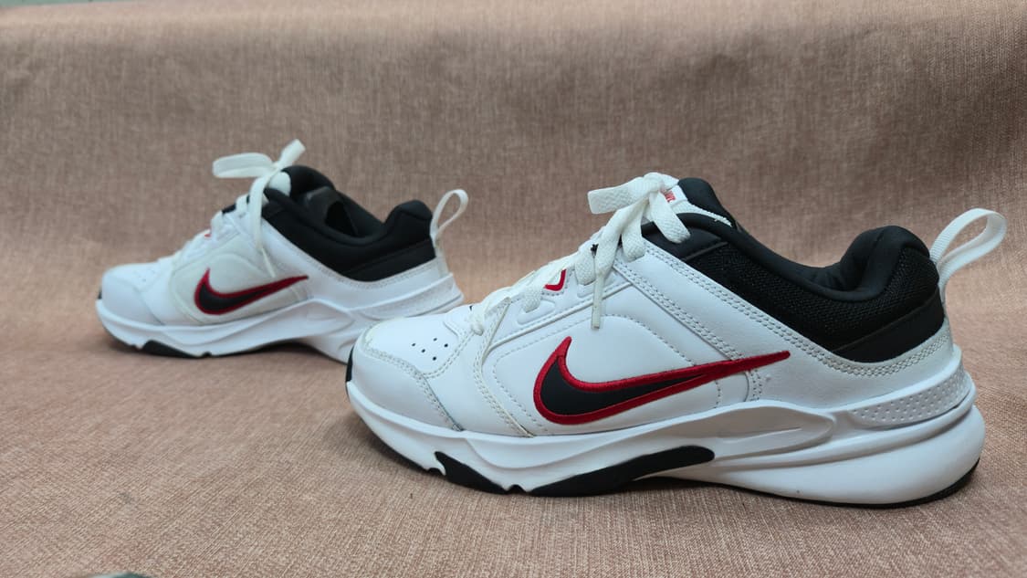 나이키 245mm- 일회착용 디파이 올데이 화이트유니버시티 레드 상품이미지4