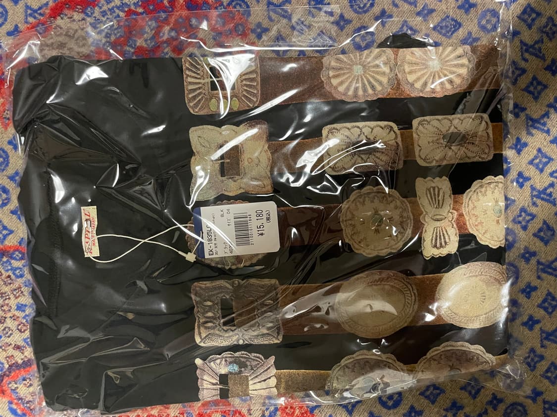 [3][4]캐피탈 20 커튼 콘초 프린트 저지 크루 롱 티셔츠 블랙 상품이미지3