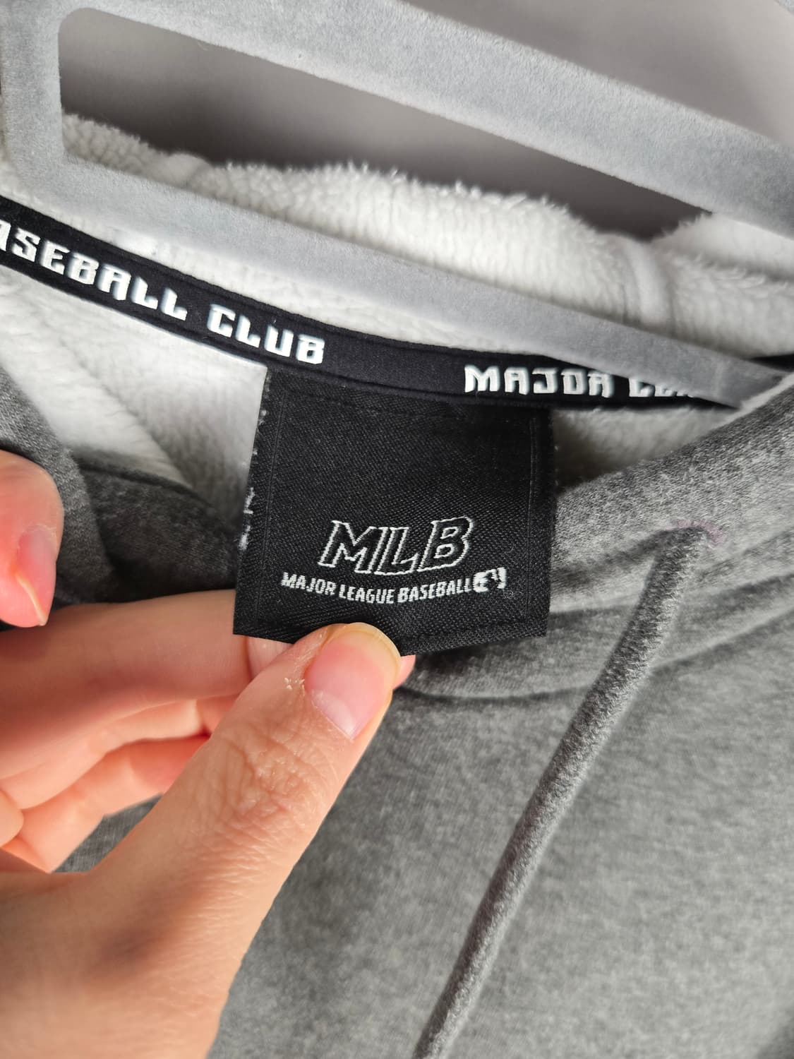 [무료배송]MLB 여성 90 기모 오버핏 롱 후드 티셔츠 상품이미지8