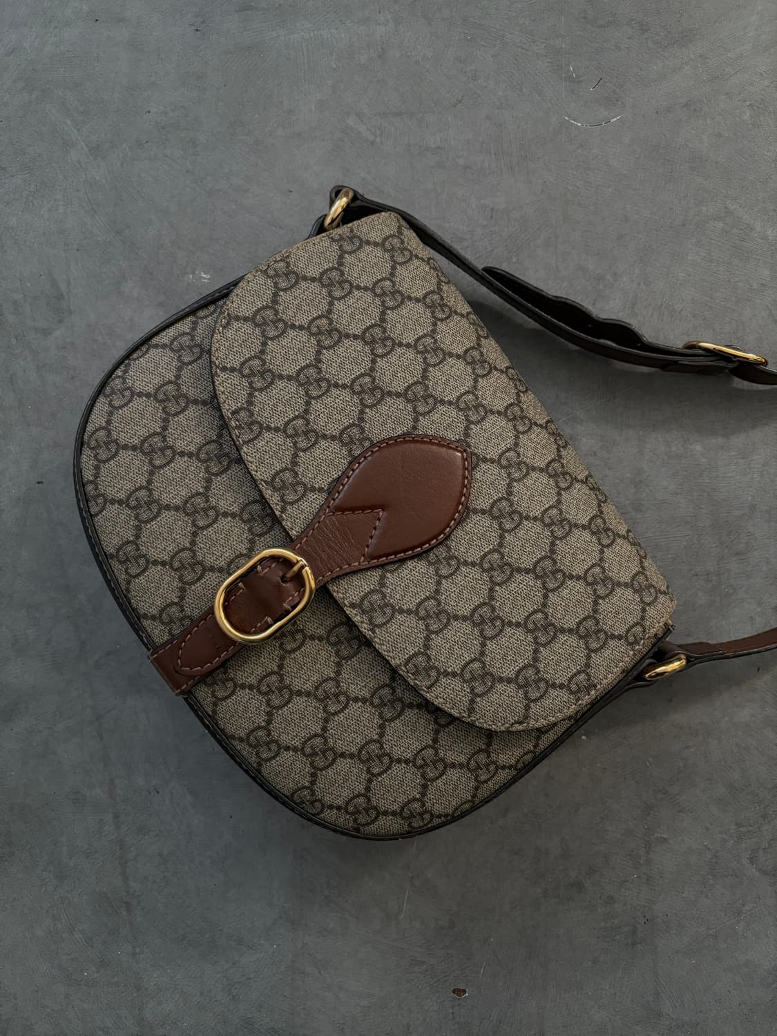 Gucci 구찌 GG 로고 수프림 숄더백 상품이미지2