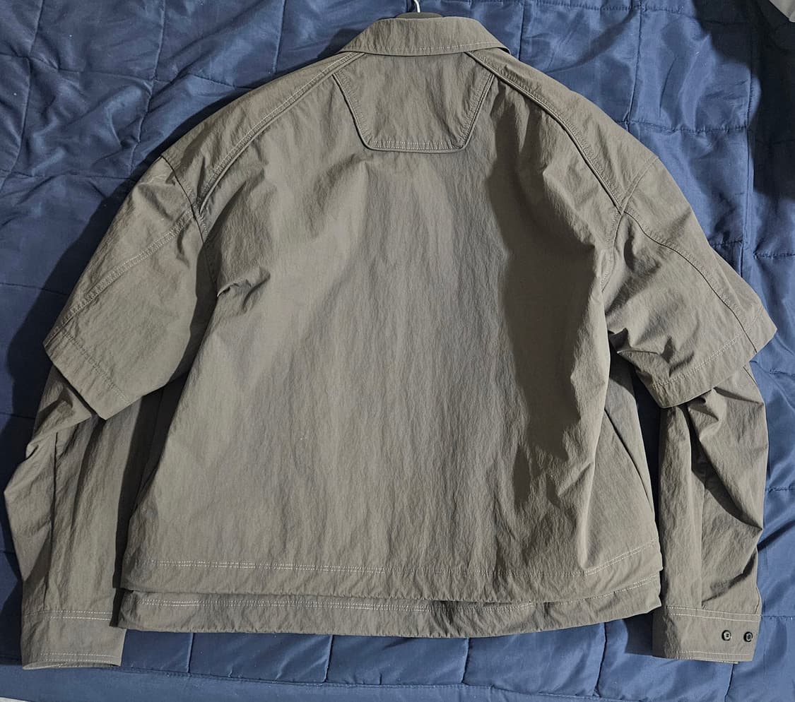 준지 23FW 나일론 레이어드 셔츠집업 상품이미지2