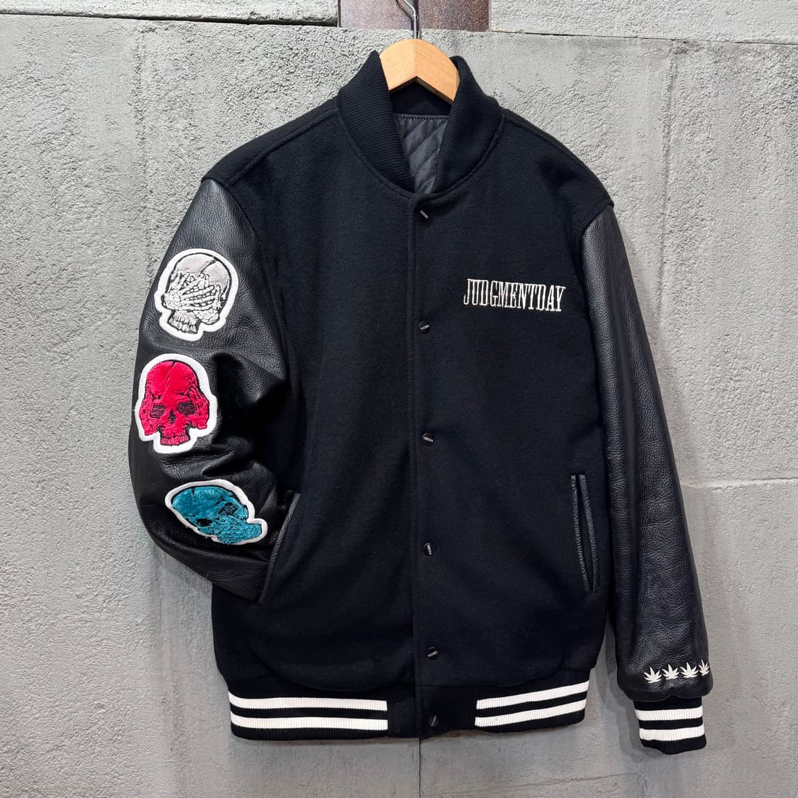 스컬 패치 빈티지 바시티 자켓 (M)   상품이미지2