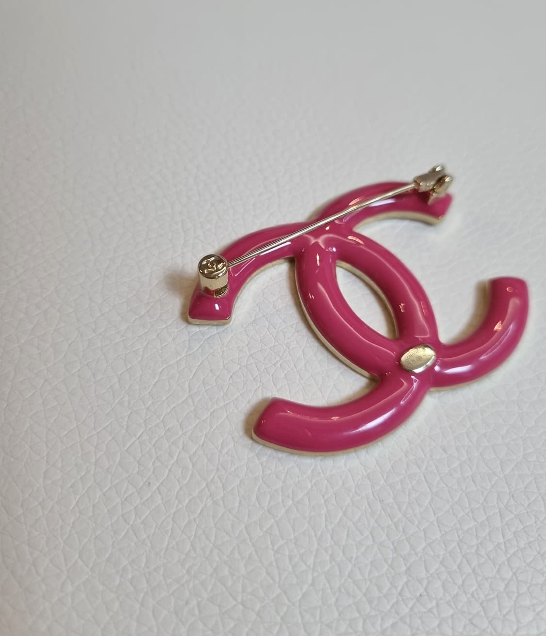 샤넬 핑크그라데이션 CC로고 브로치 업사이클링 상품이미지4