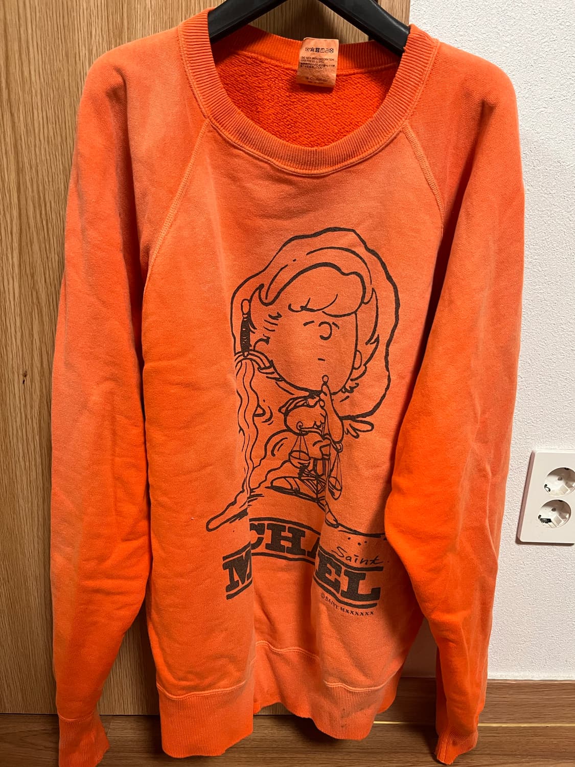 Saint michael 세인트 미카엘 스누피 그래픽 크루넥 상품이미지4