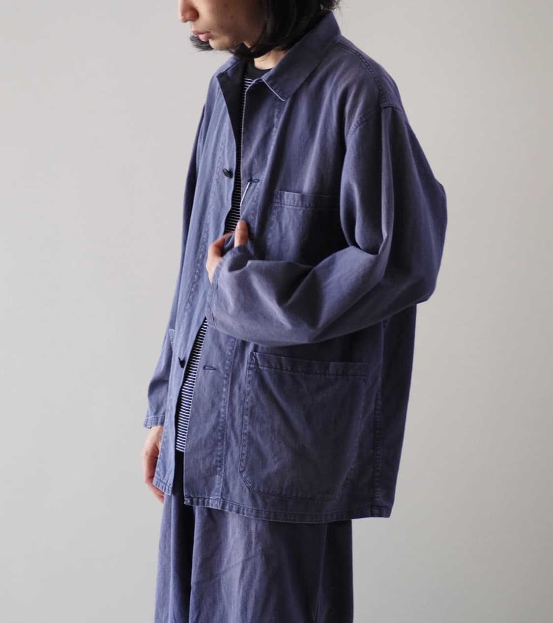 [2]코모리 COMOLI 24SS 드릴 워크 자켓 페이드 블루 상품이미지3