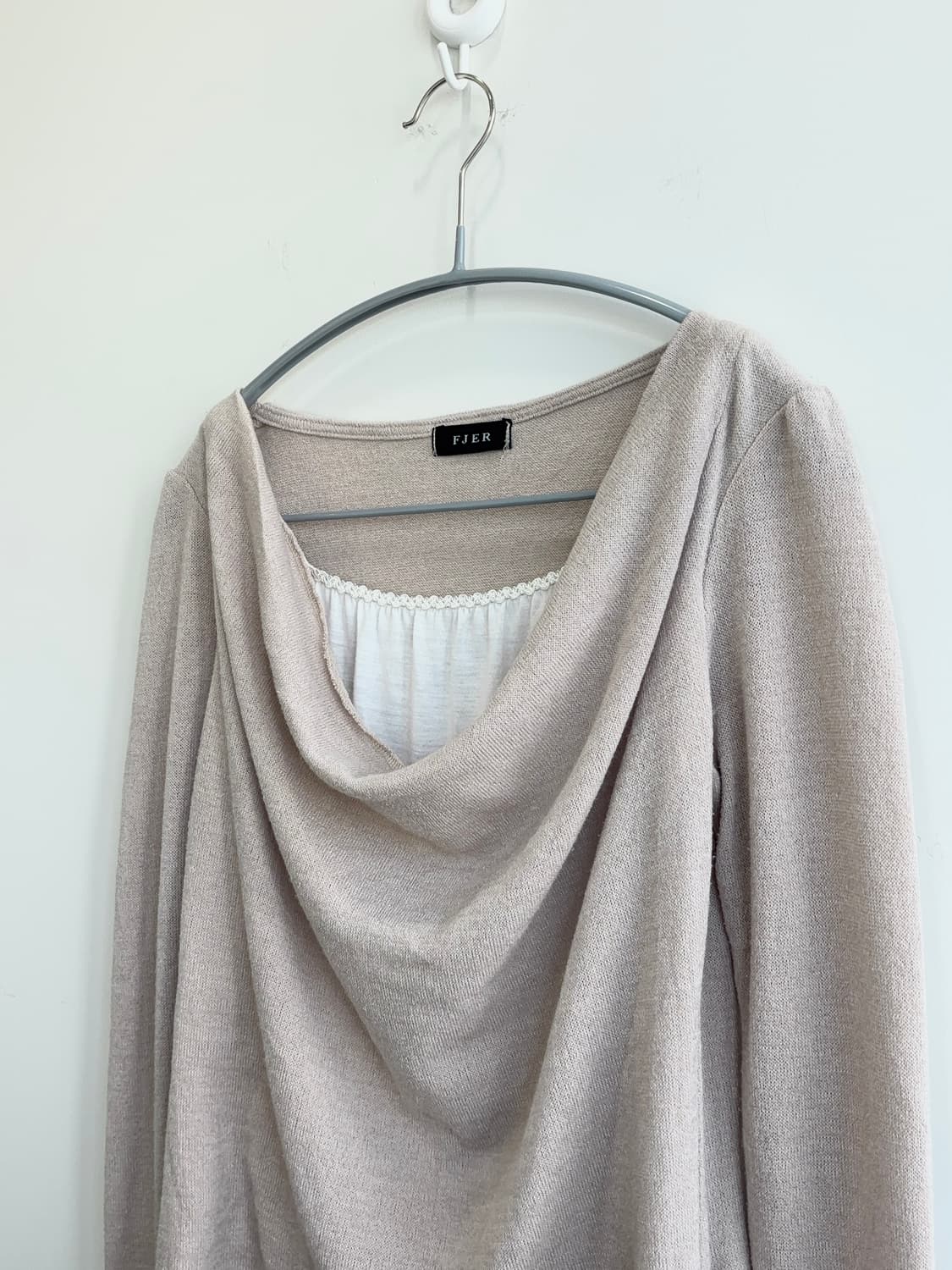 넥 카울 이너 슬리브리스 여리 티셔츠 상품이미지4