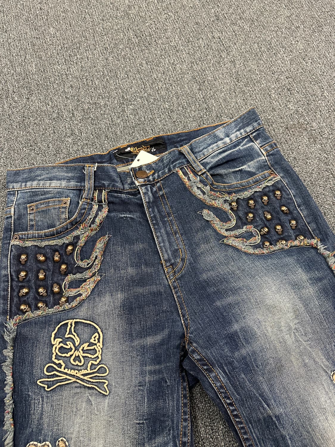 38) Cloud 72 스컬 자수 y2k 데님팬츠 상품이미지9