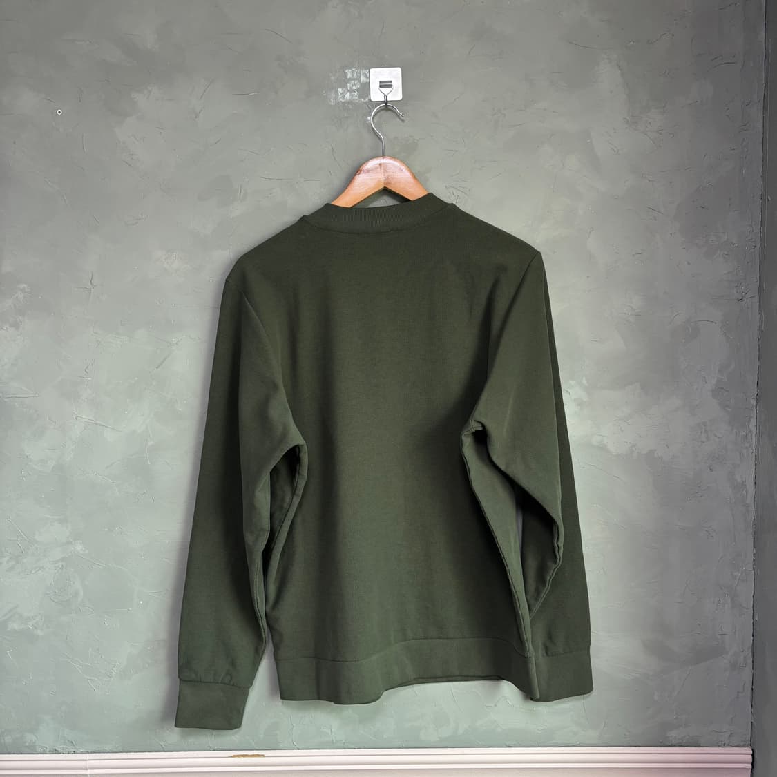 디젤 로고 카키 롱슬리브 상품이미지5