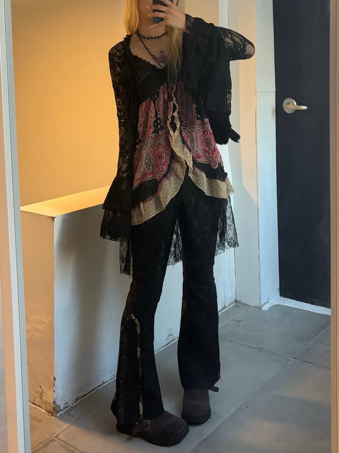 Ozz on Black Oriental Bootcut Pants  상품이미지9