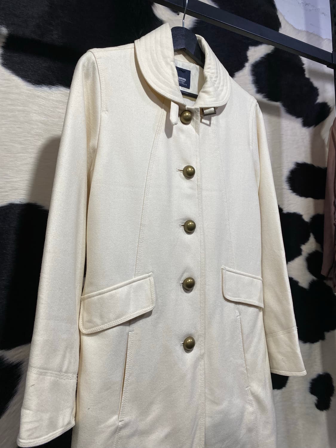 Saburoku 버튼 아이보리 하프코트 상품이미지3