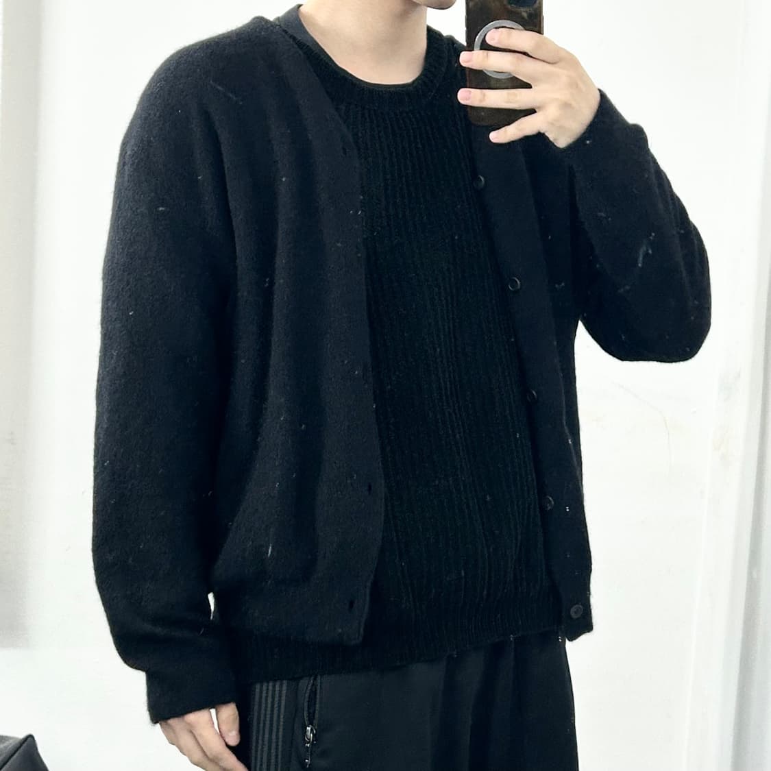 솔리드옴므 22FW 모헤어 가디건 상품이미지3