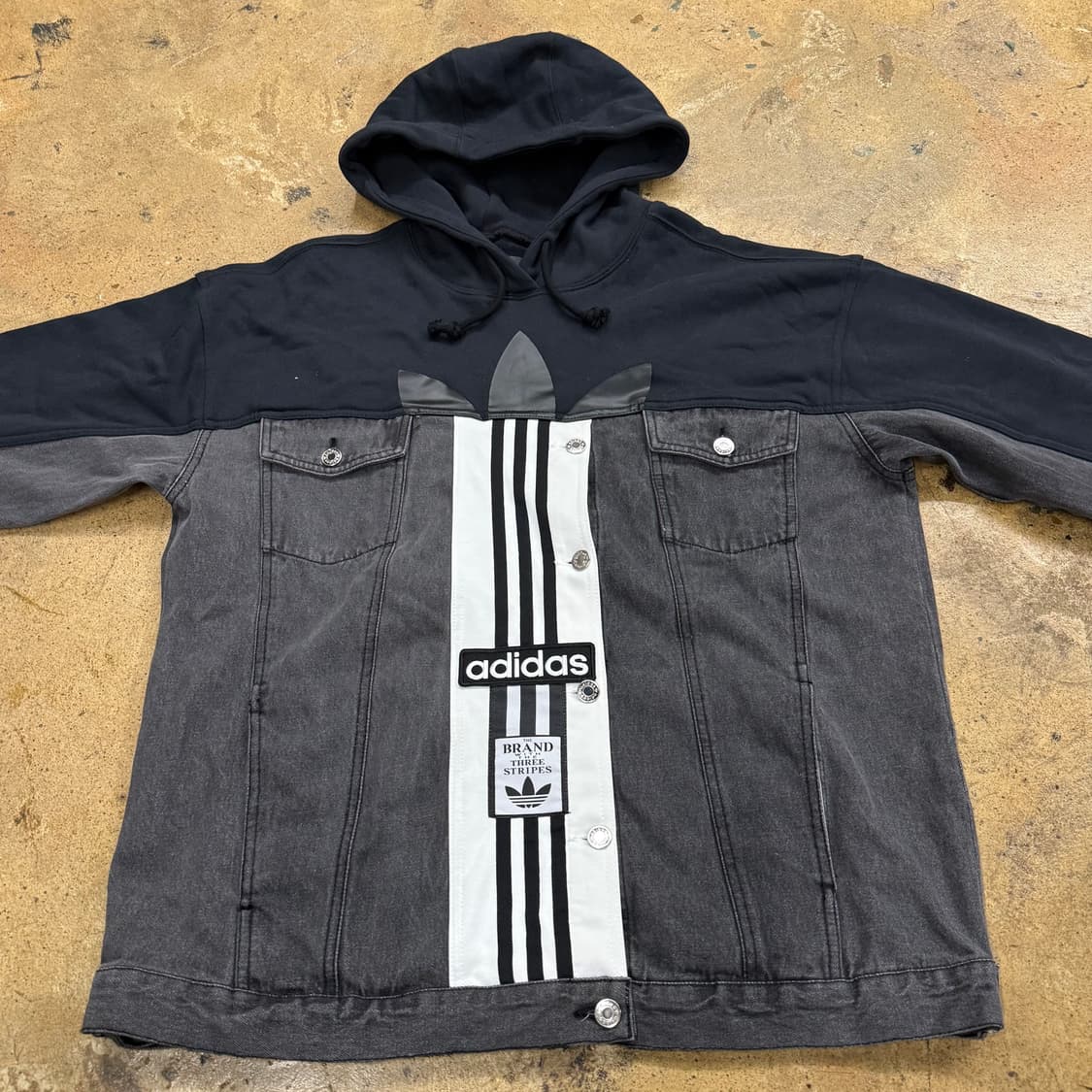 아디다스 아디브레이크 데님 하프 블랙 후드티 상품이미지3