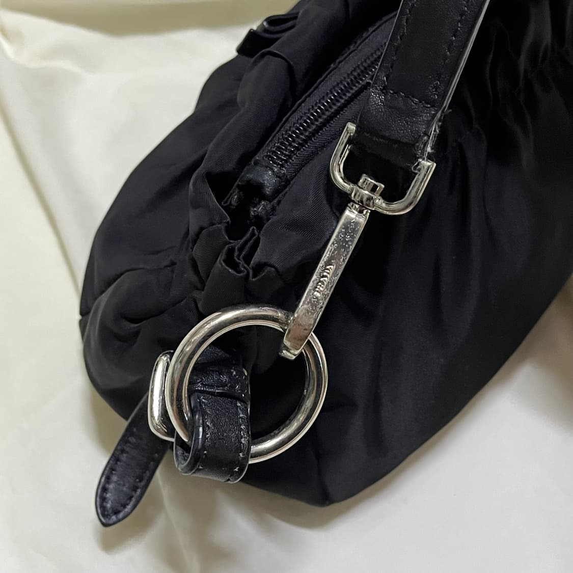 빈티지 ) prada 프라다 포코노 리본 미니백 상품이미지4